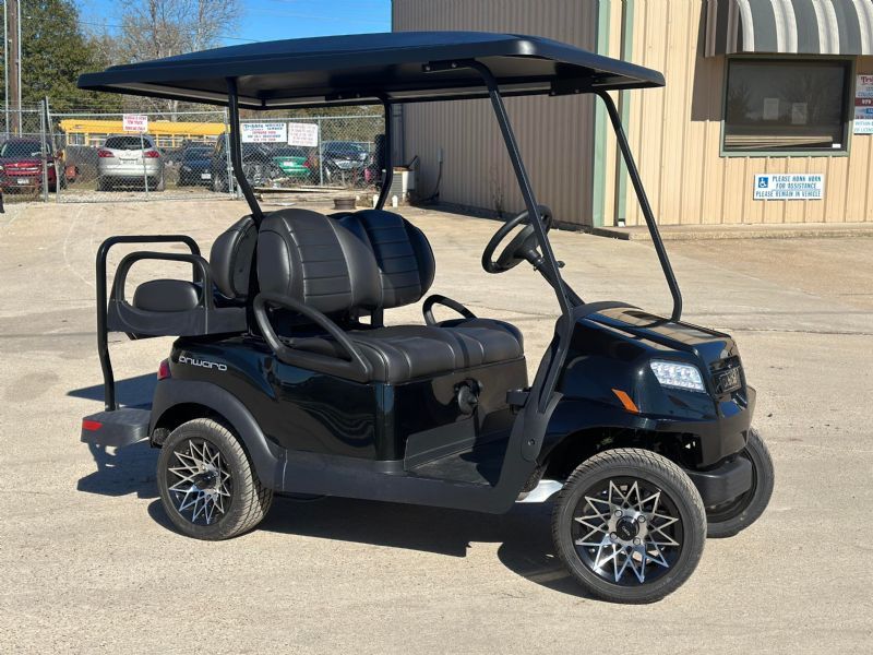 2023 CLUB CAR 4 PASSENGER NON-LIFTED EFI GAS ENGINE- IN STOCK Golf Cars
