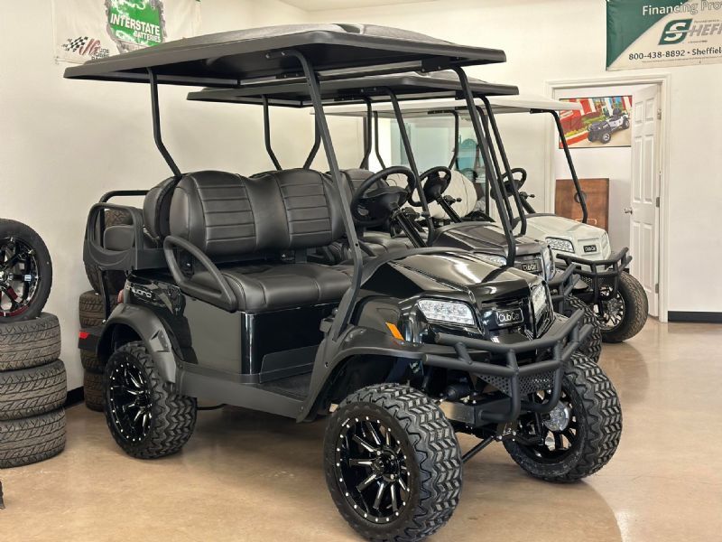 2023 CLUB CAR 4 PASSENGER LIFTED EFI GAS ENGINE- IN STOCK Golf Cars