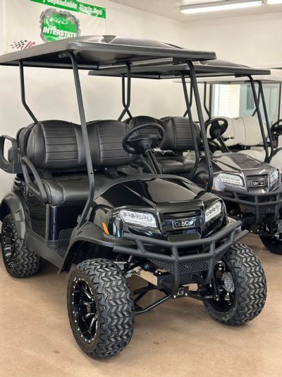 2023 CLUB CAR 4 PASSENGER LIFTED EFI GAS ENGINE- IN STOCK Golf Cars